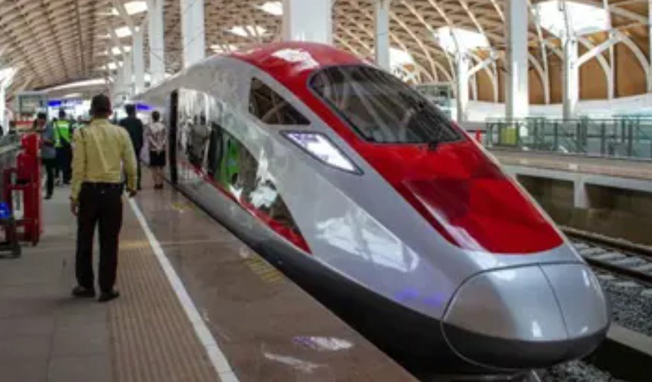 Indonesia’s ‘Whoosh’ High-Speed Railway: A Milestone For Connectivity ...