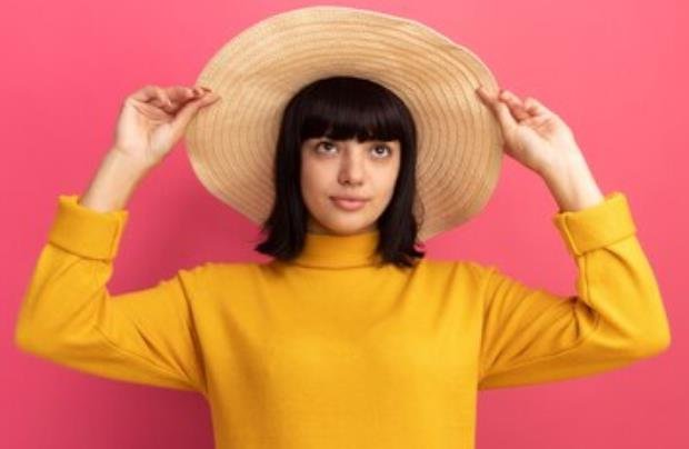 Best Hat for Round Face: A Style Guide