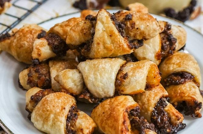 How to Make Vegan Rugelach with Puff Pastry and Jam