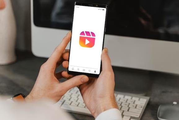 How to Share YouTube Video on Instagram Story: A Step-by-Step Guide