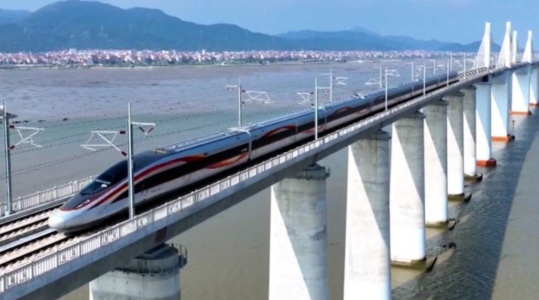 China’s first overwater high-speed train line opens along the Taiwan Strait