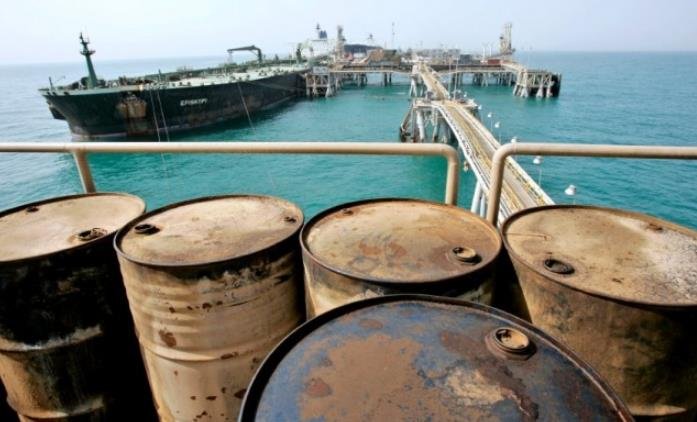 Russian fuel export ban leaves tanker market in limbo, says Poten