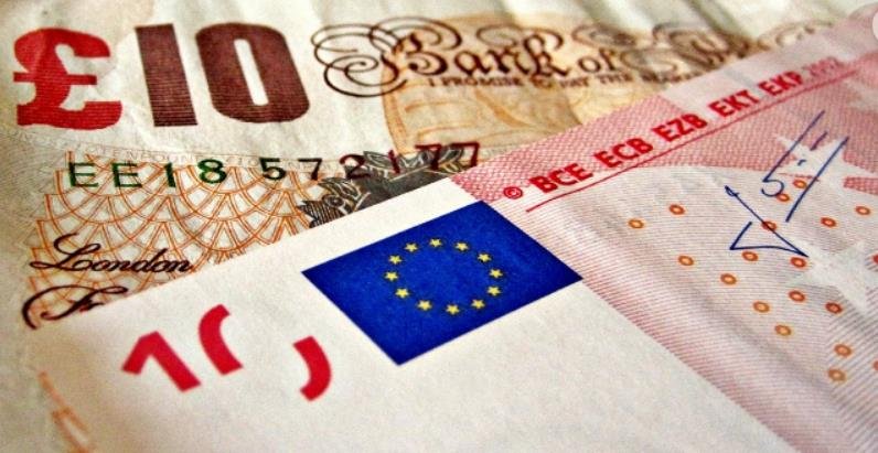 Pound rises despite weak UK data as euro zone outlook worsens