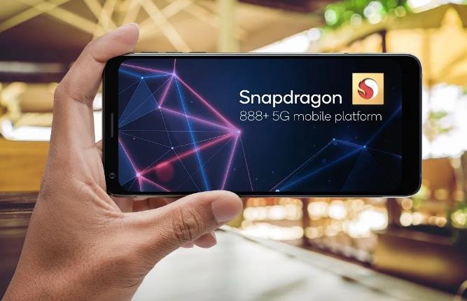 Qualcomm Unveils Snapdragon X Platform to Compete With Apple Silicon