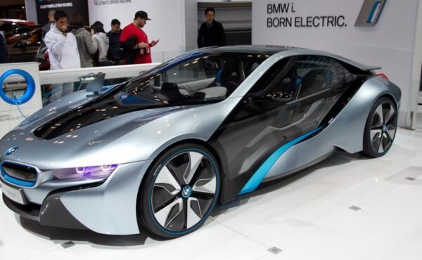 BMW’s Electric Vehicle Sales to Surge in 2024