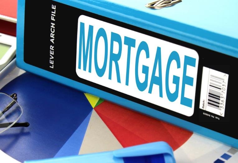 UK Households on Fixed Rate Mortgages Warned of Missing Out on Best Rates
