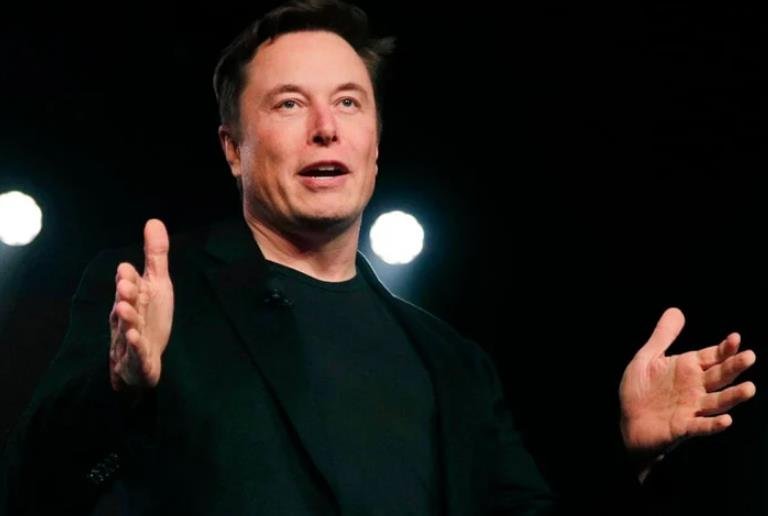 Saudi Billionaire Elon Musk Raises Concerns Over “Woke” AI at Riyadh Forum