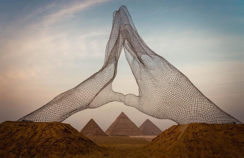 Signify Egypt Lights Up the Pyramids with ‘Forever is Now’ Exhibition