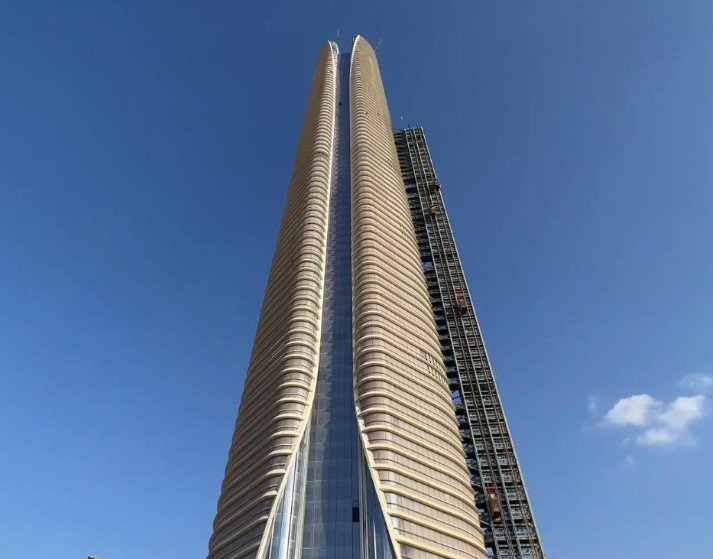 iconic tower new administrative capital cairo