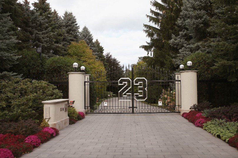 michael jordan highland park mansion
