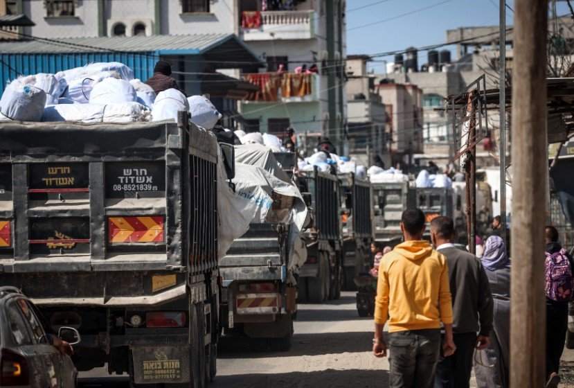 aid trucks gaza israel border
