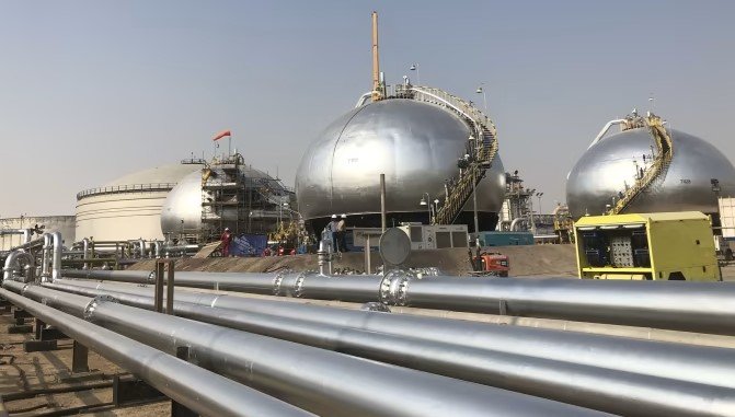 saudi aramco oil tank farm ras tanura