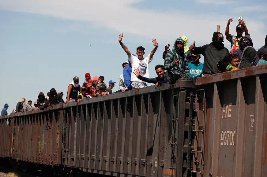train journey refugees