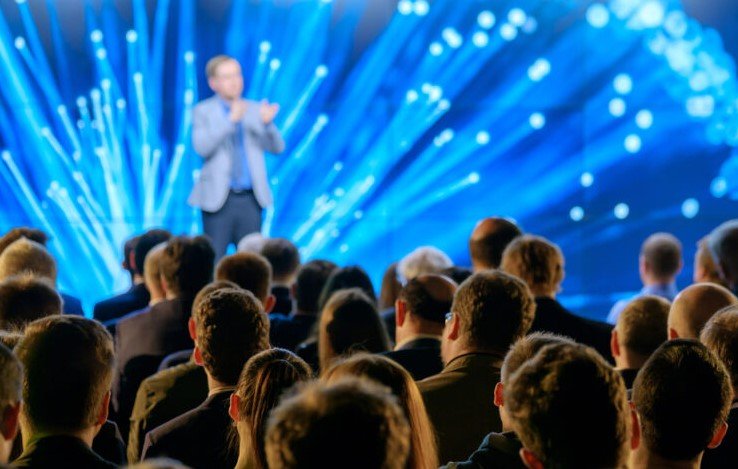 fintech conference crowd