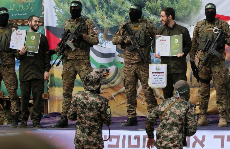 hamas-stages-fake-hostage