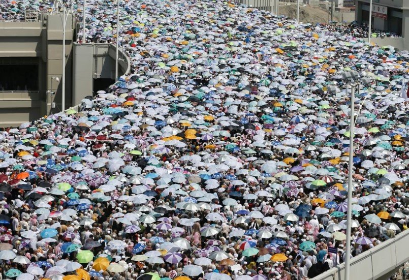 Haj pilgrimage crowd