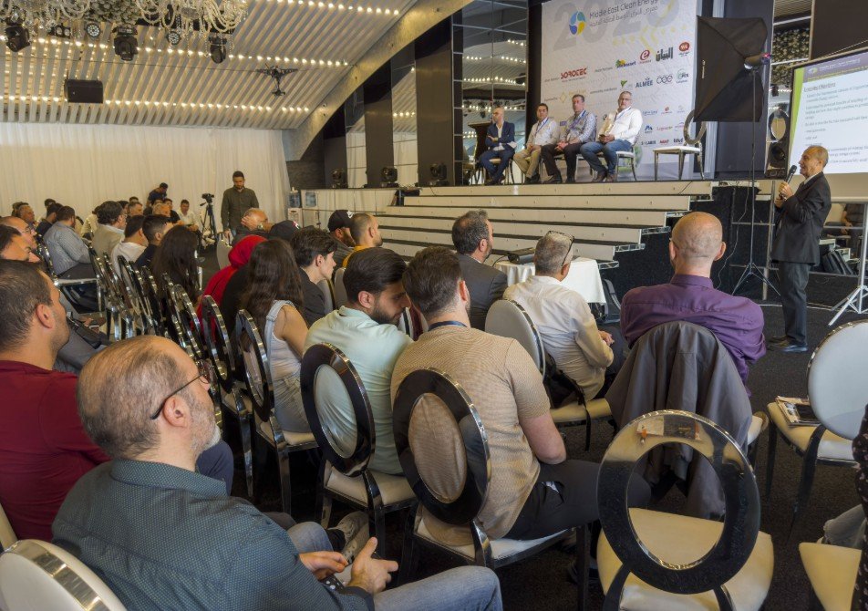 energy conference crowd