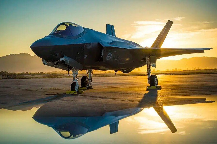 F-35 fighter jet