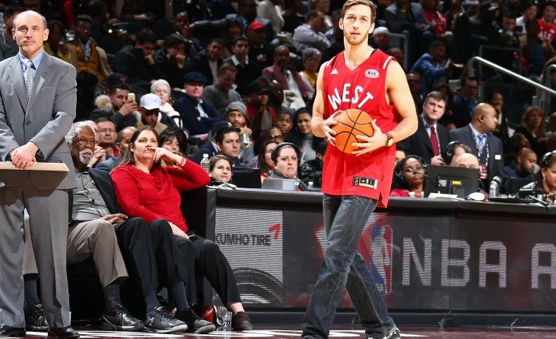 Jordan Kilganon dunk