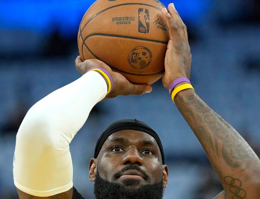 LeBron James birthday NBA