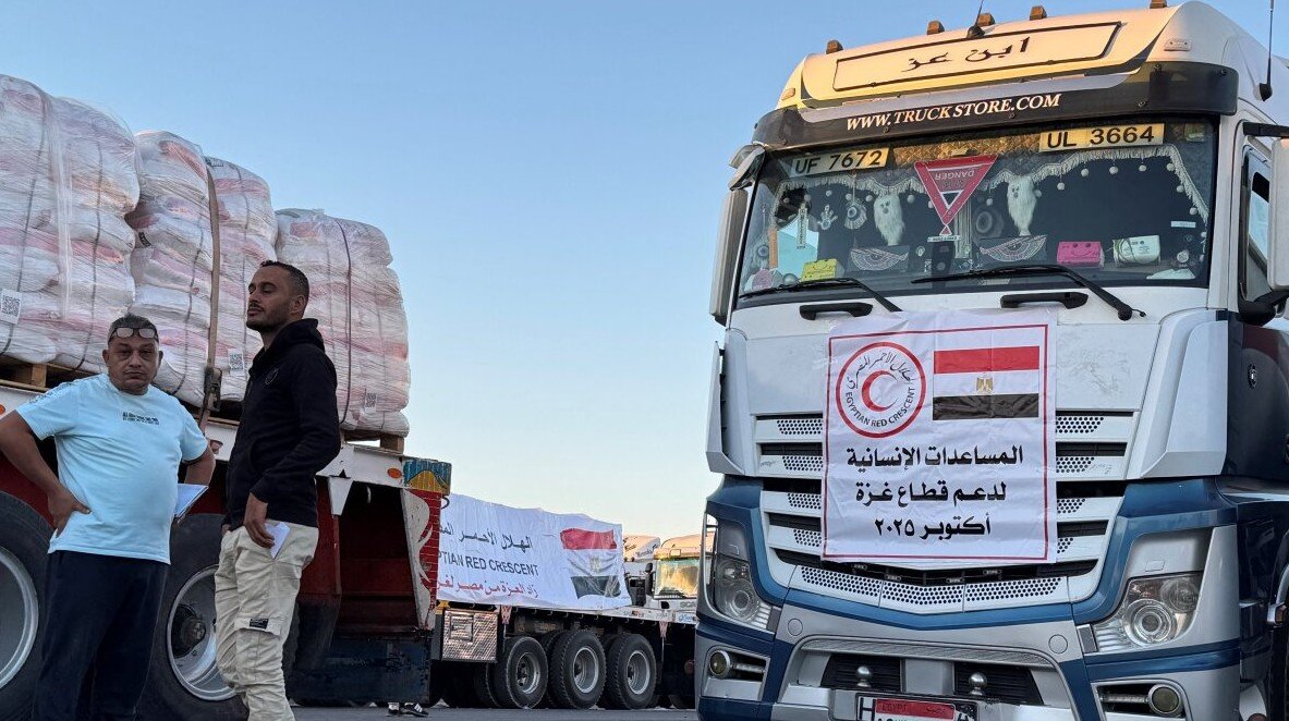 Rafah crossing humanitarian aid trucks Gaza