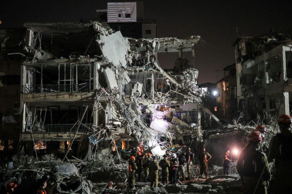 Israel Iran war extended weeks airstrike battlefield