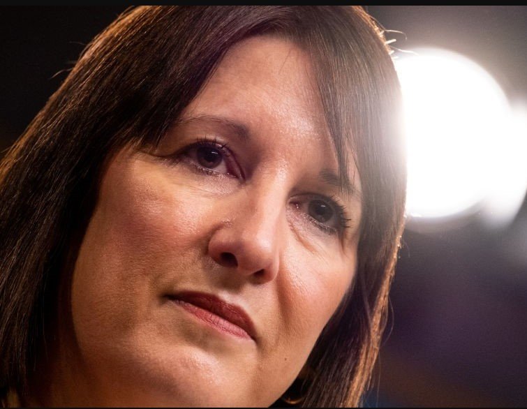 Reeves Warned of Inflation Shock as Iran Strikes UK Tankers