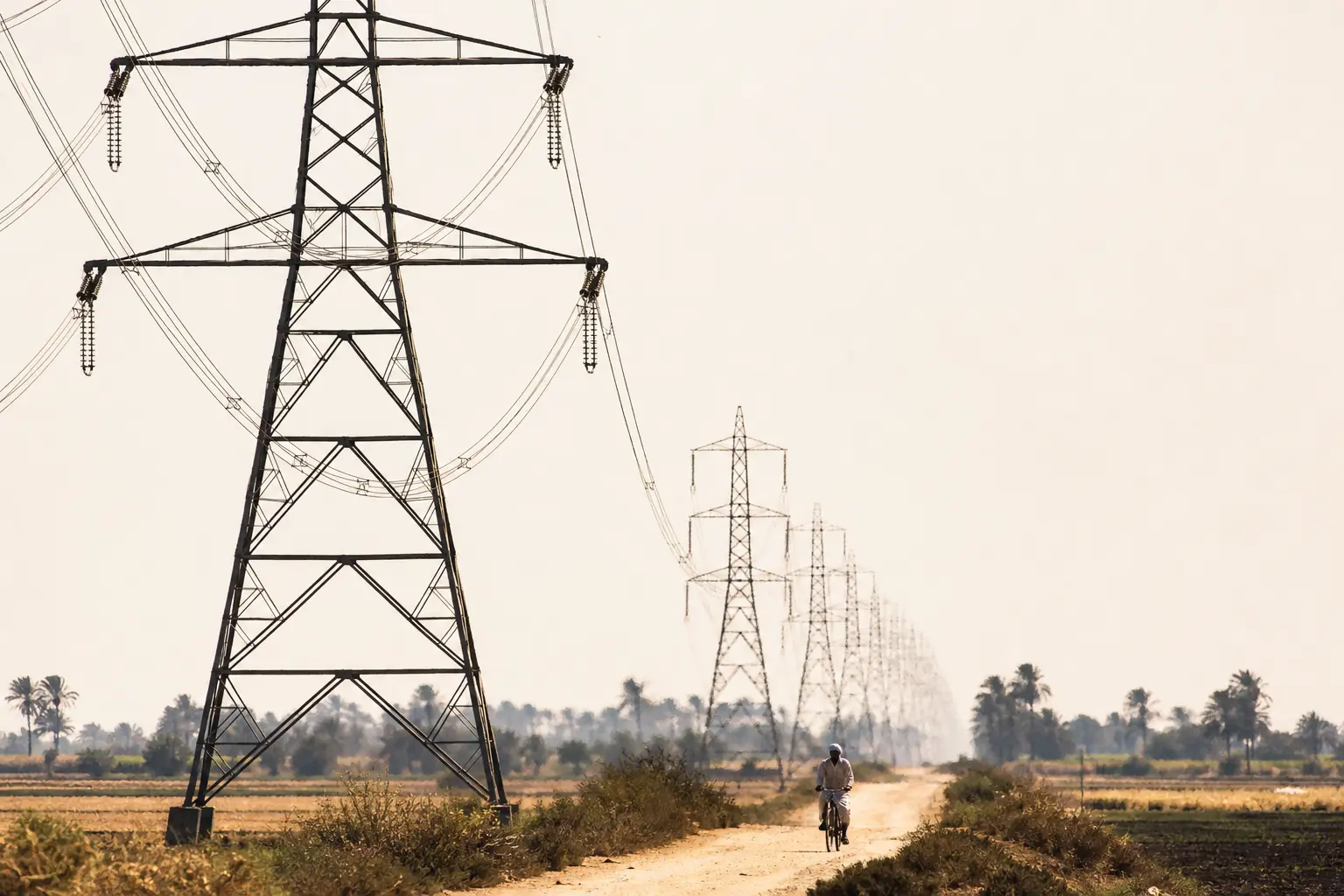 Egypt heatwave 2026 Cairo temperature power grid blackout risk
